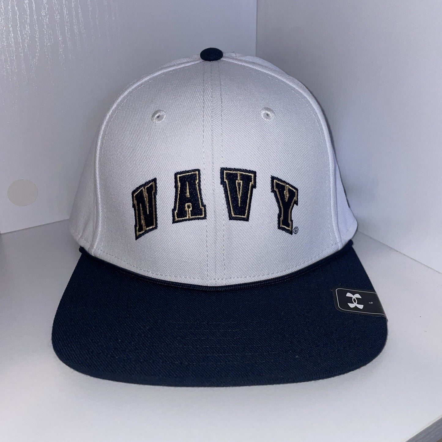 Navy Midshipmen Under Armour Flat Bill White Blue Large Hat Authentic Cap New