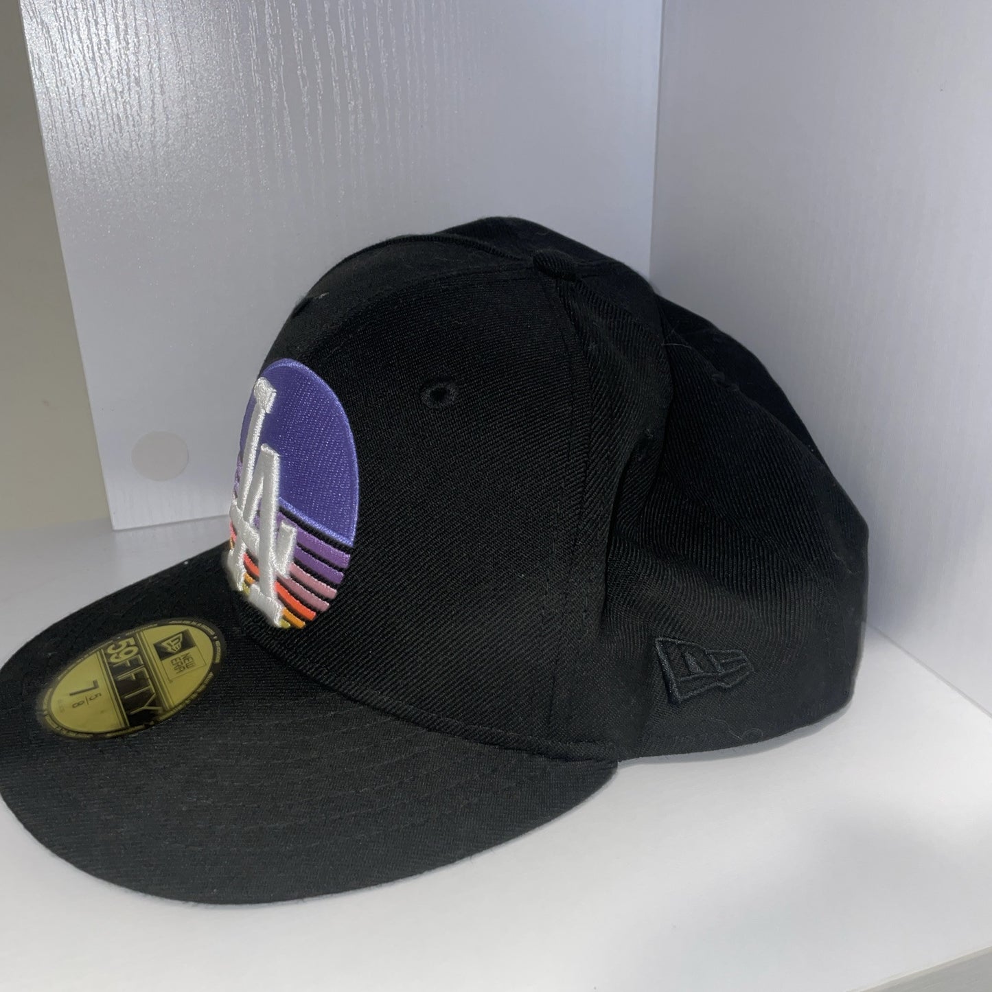 L.A DODGERS - HAT CLUB EXCLUSIVE FITTED HAT - SIZE 7 5/8 BLACK